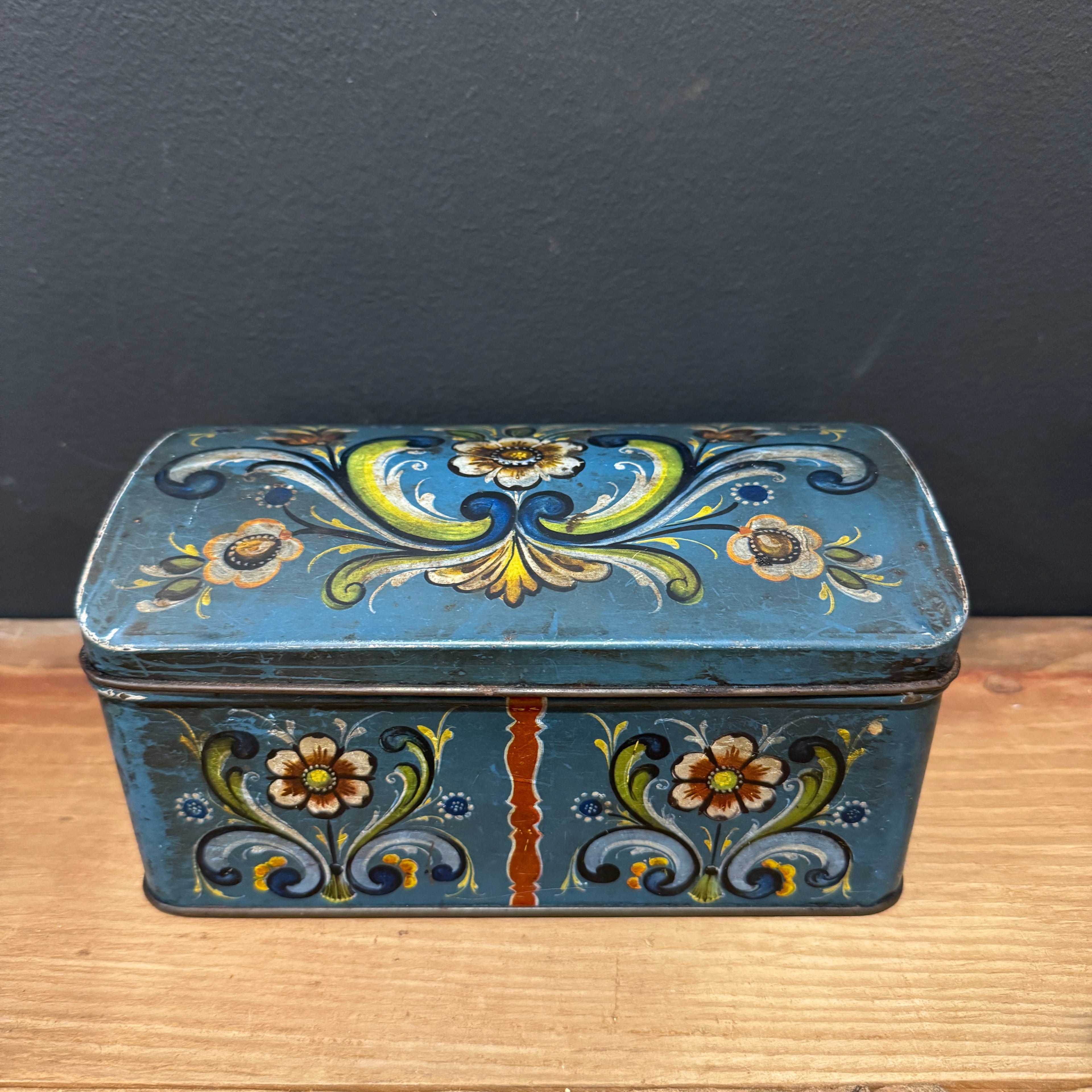 Vintage Norwegian Rosemaling Tin