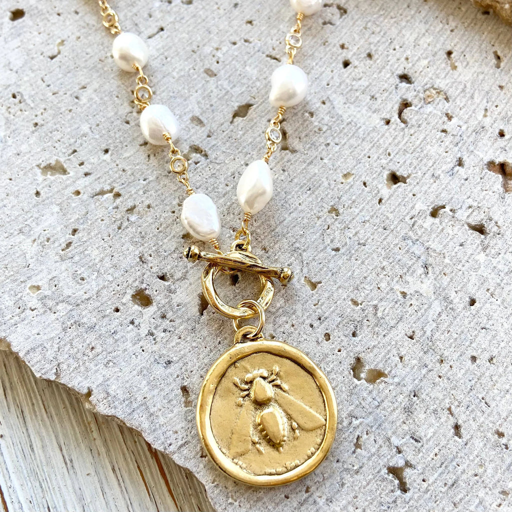 Queen Bee Pearl Necklace 19"
