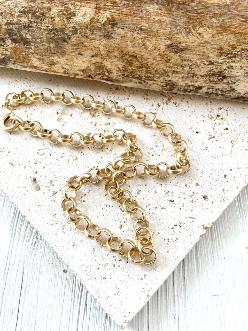 Chunky Matte Gold Rolo Necklace