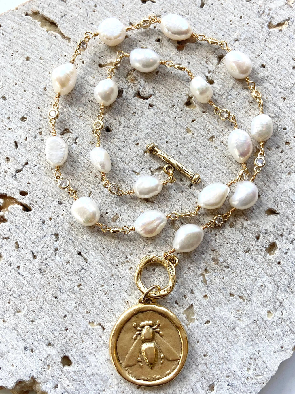 Queen Bee Pearl Necklace 19"