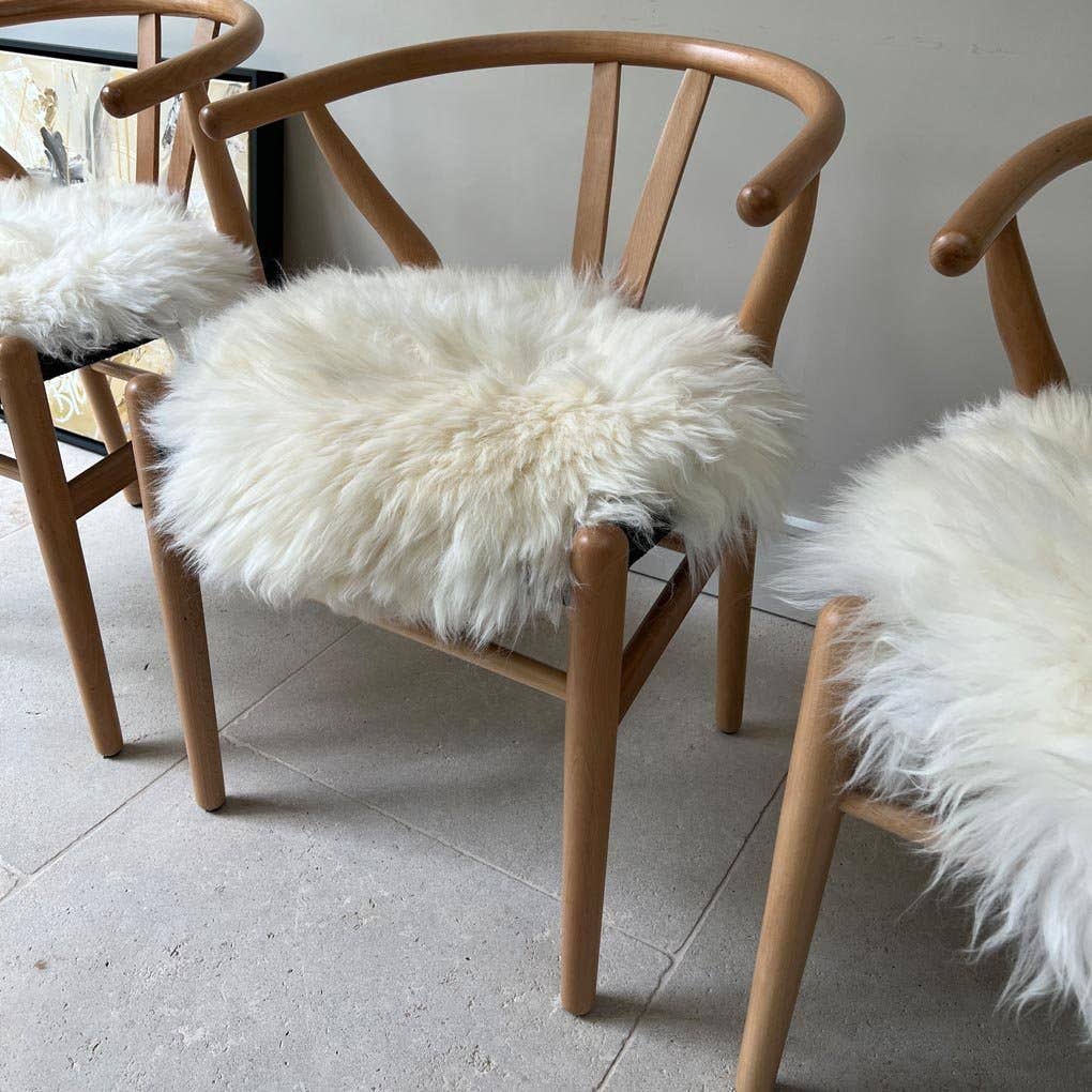 British Sheepskin Seat Pad Roundie 38cm Ivory