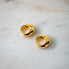 Oli Petite Hoop Earrings