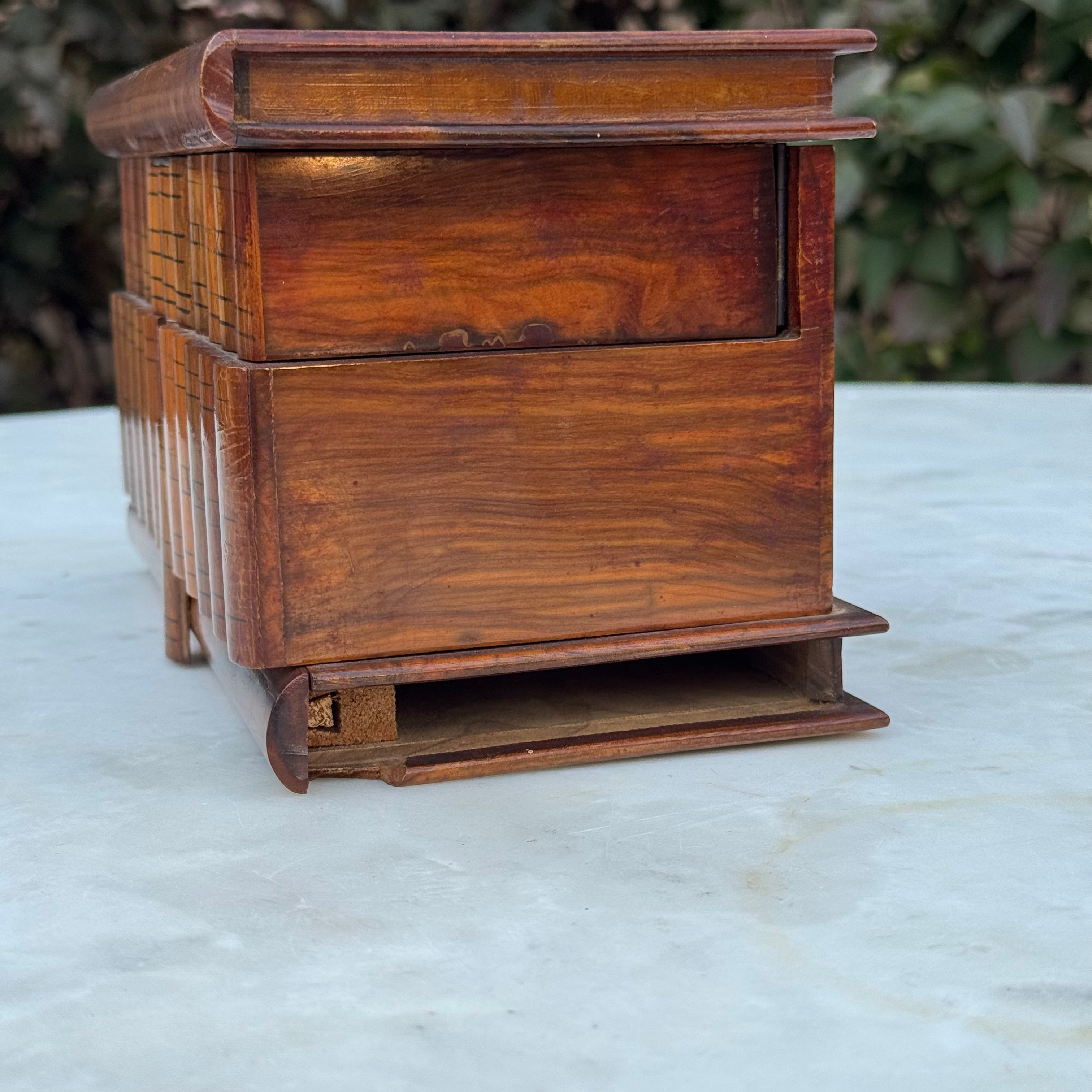 Antique Italian Sorrento Ware Olive Wood Jewelry Box