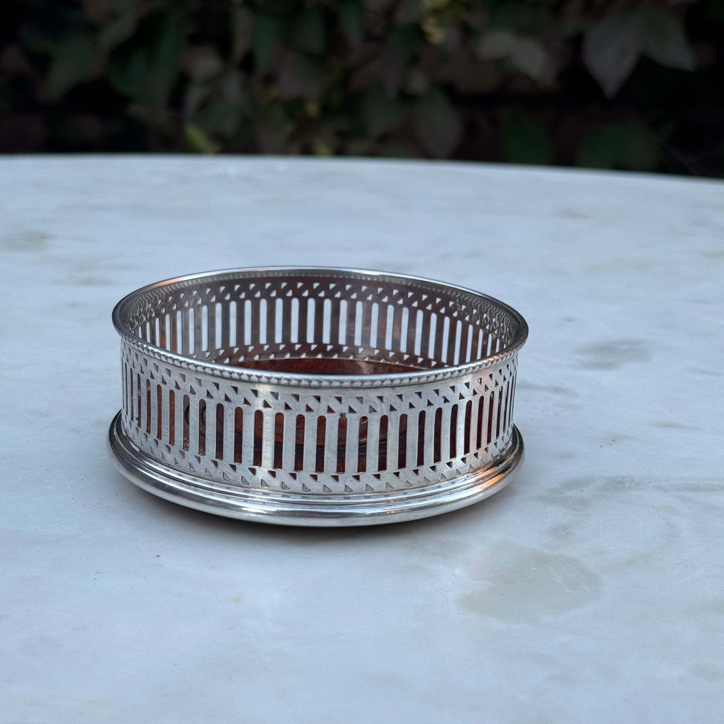English Wine Coaster
