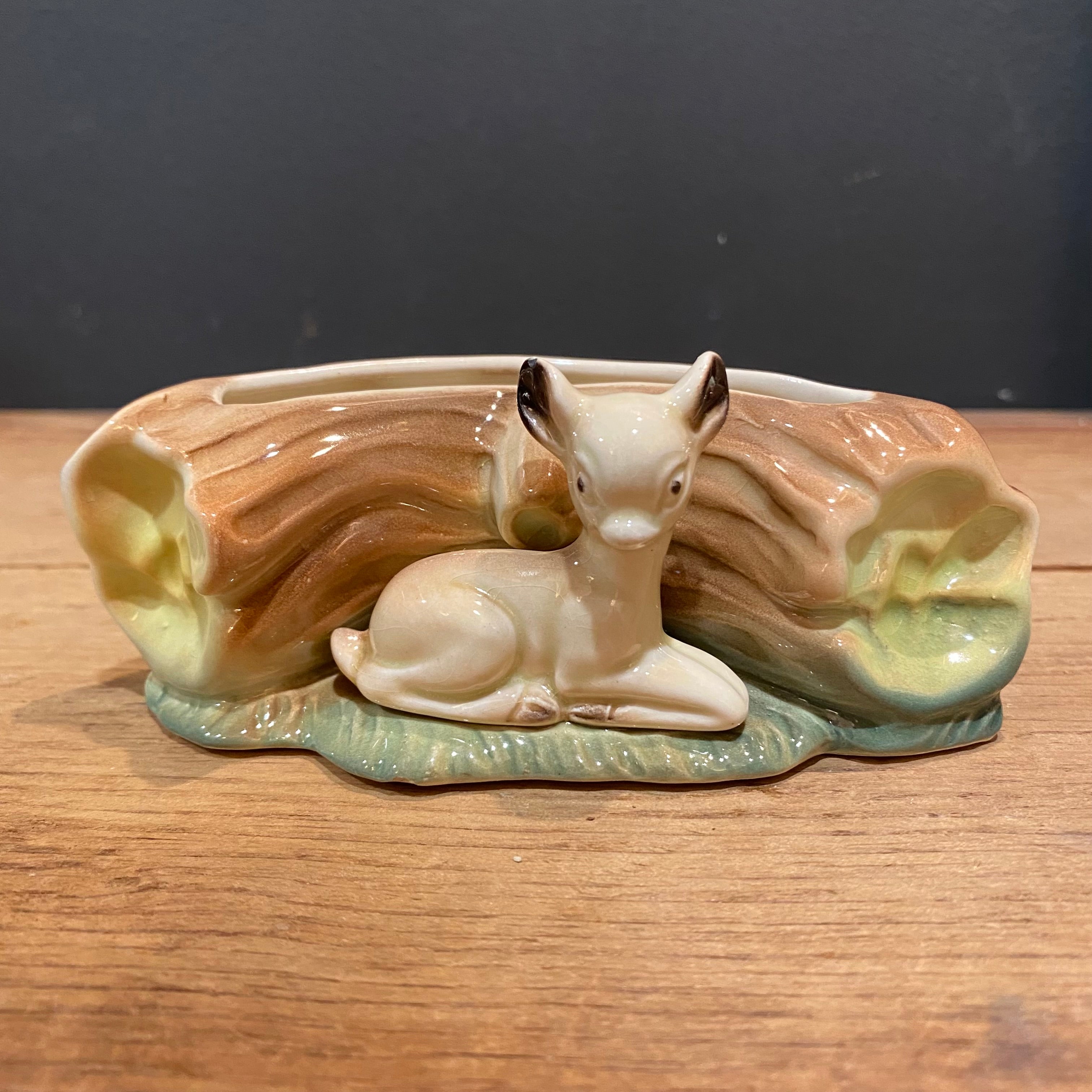 Hornsea Fauna Royal Fawn Under Log Planter No. 121 – Made in England