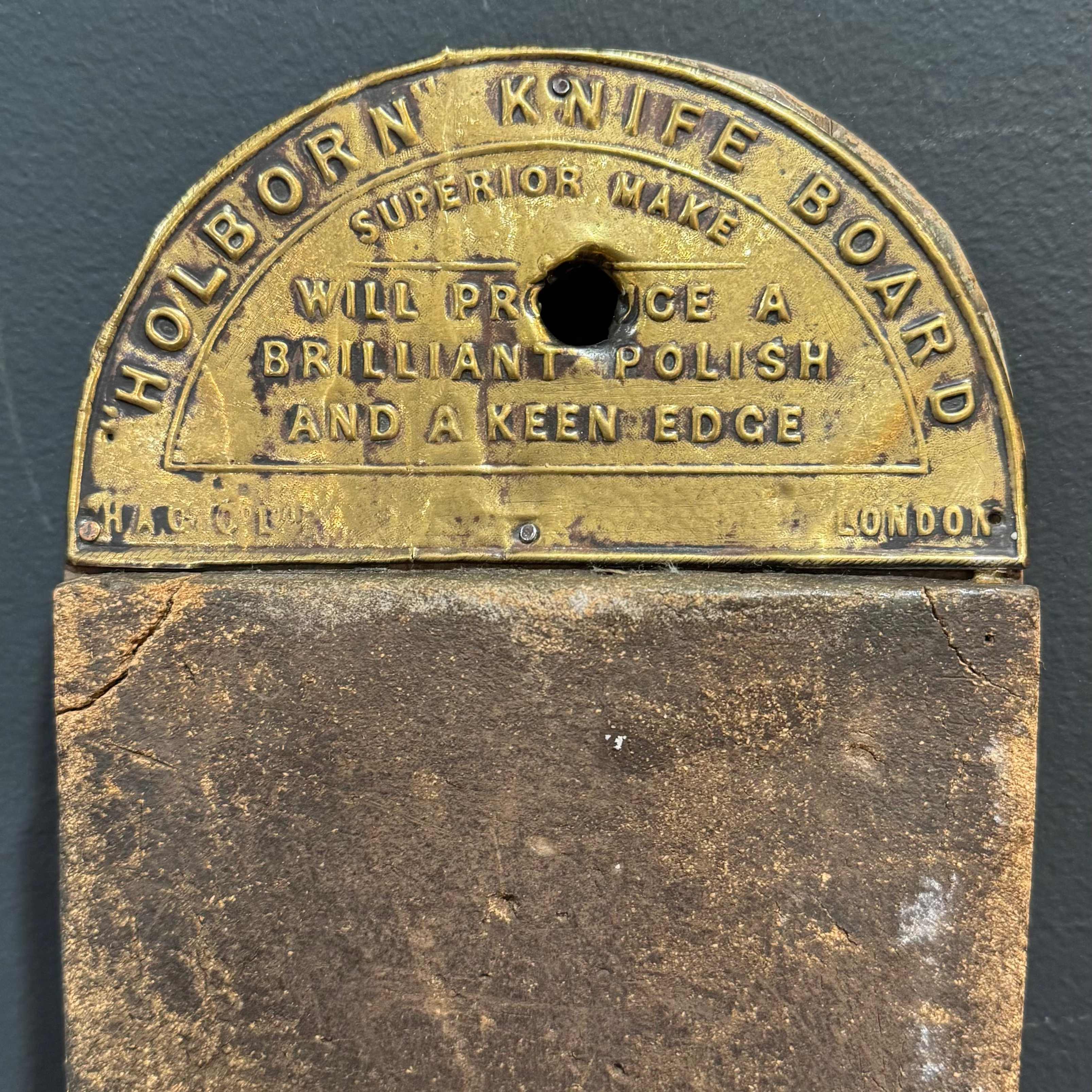Holborn Knife Board – English Kitchen Polisher