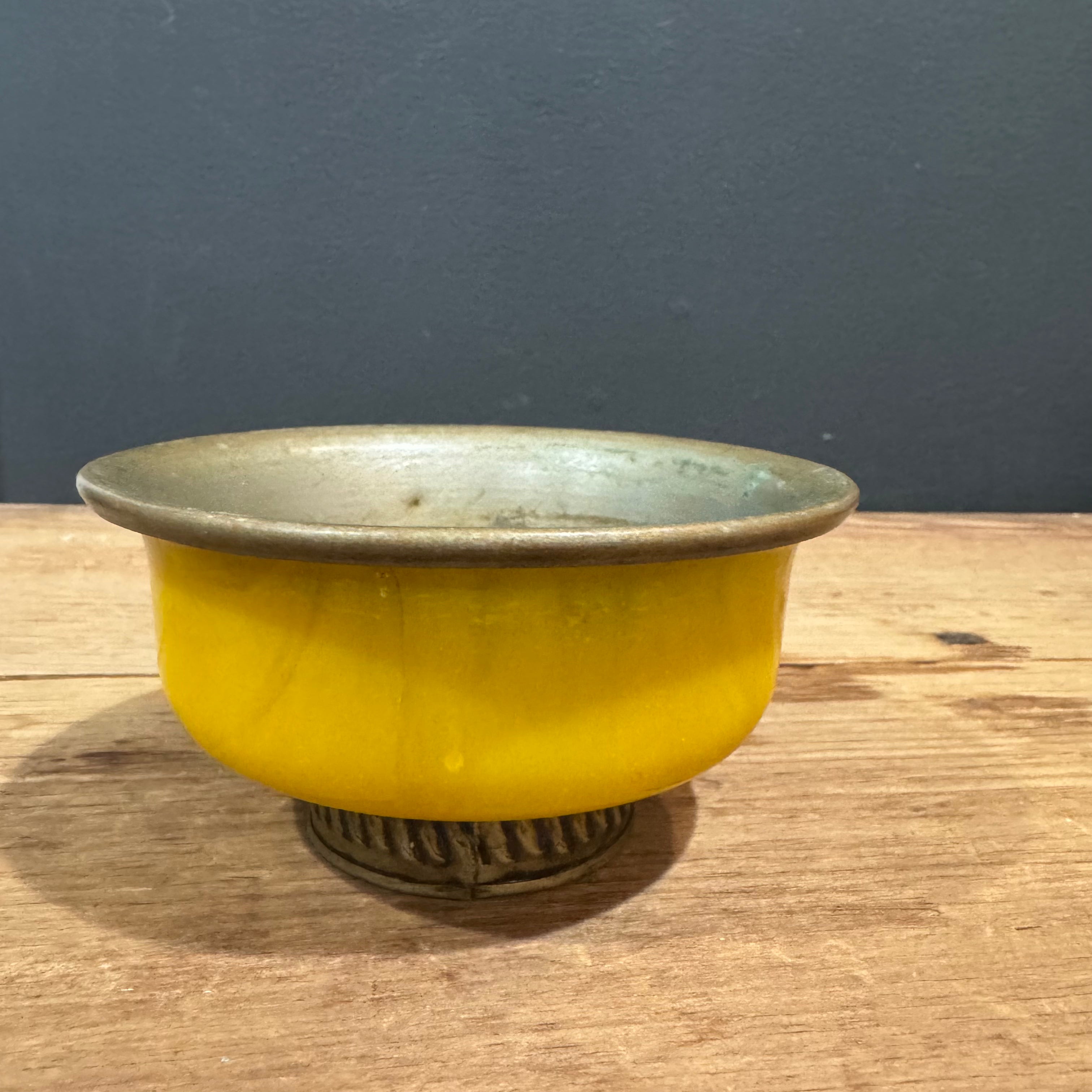 French Art Deco Footed Bowl in Bakelite and Brass — Yellow