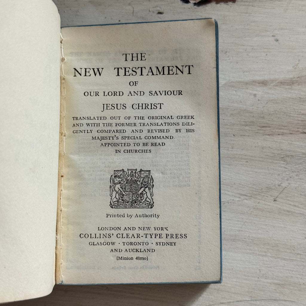 1953 Coronation New Testament Pocket Bible