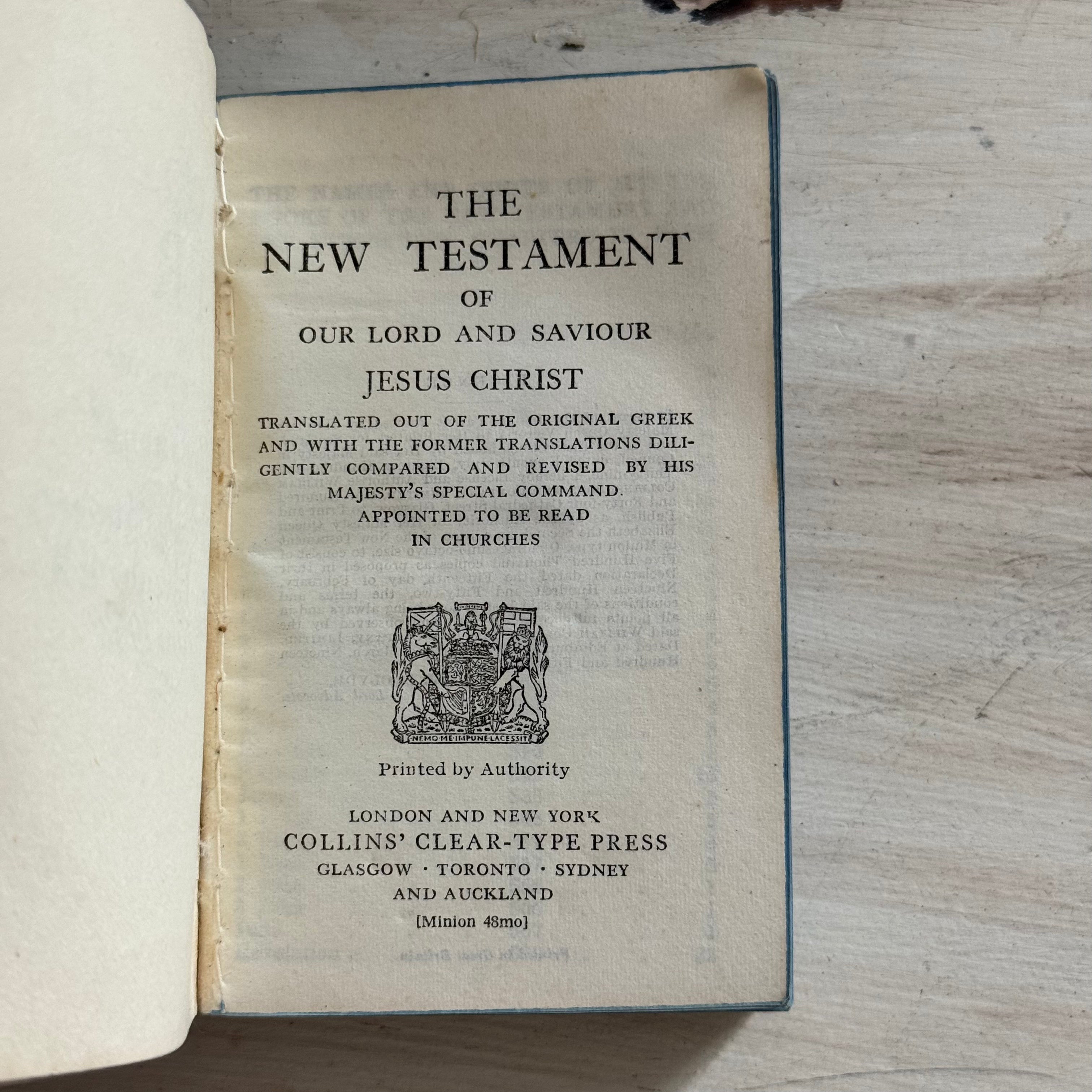 1953 Coronation New Testament Pocket Bible