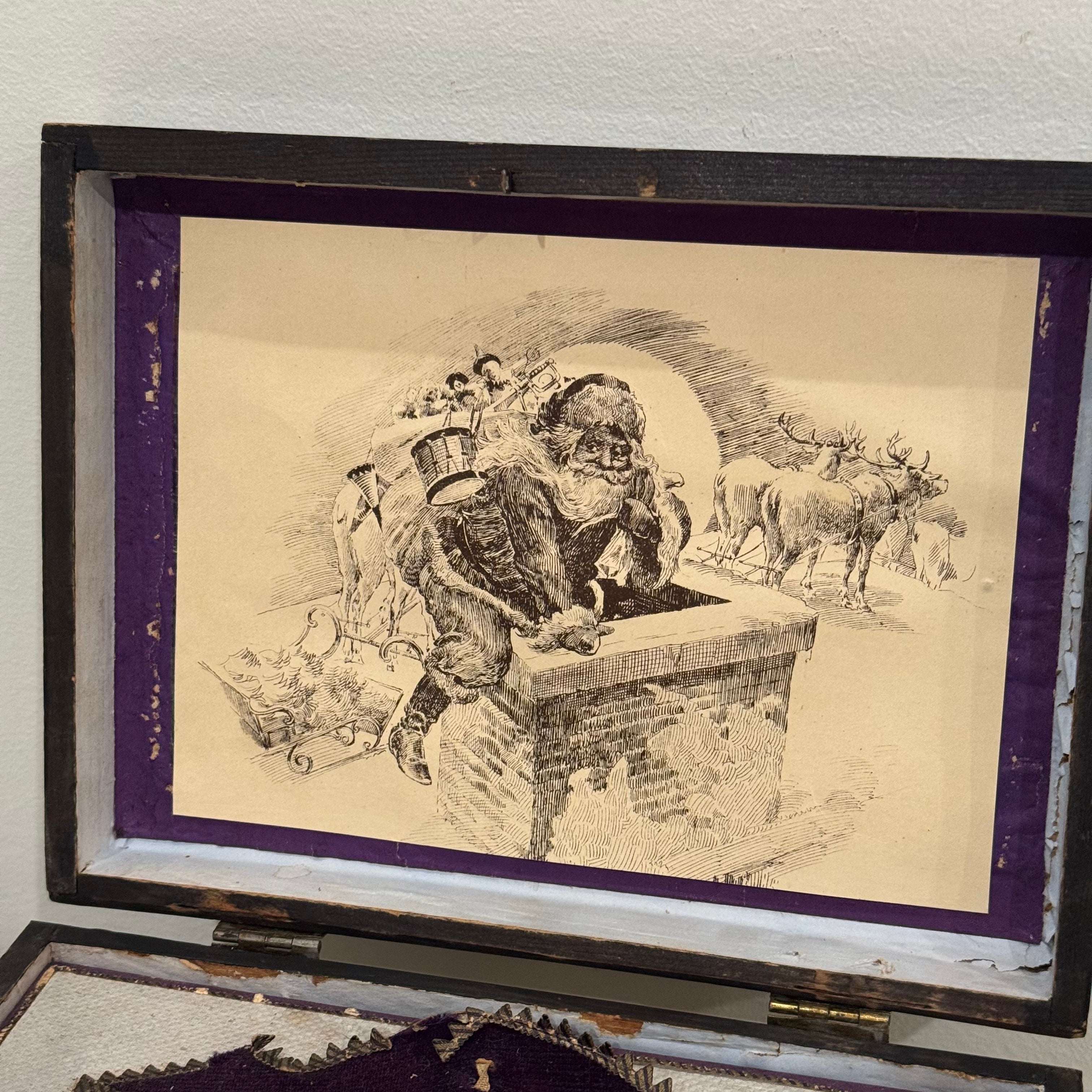 Vintage Victorian Keepsake Box