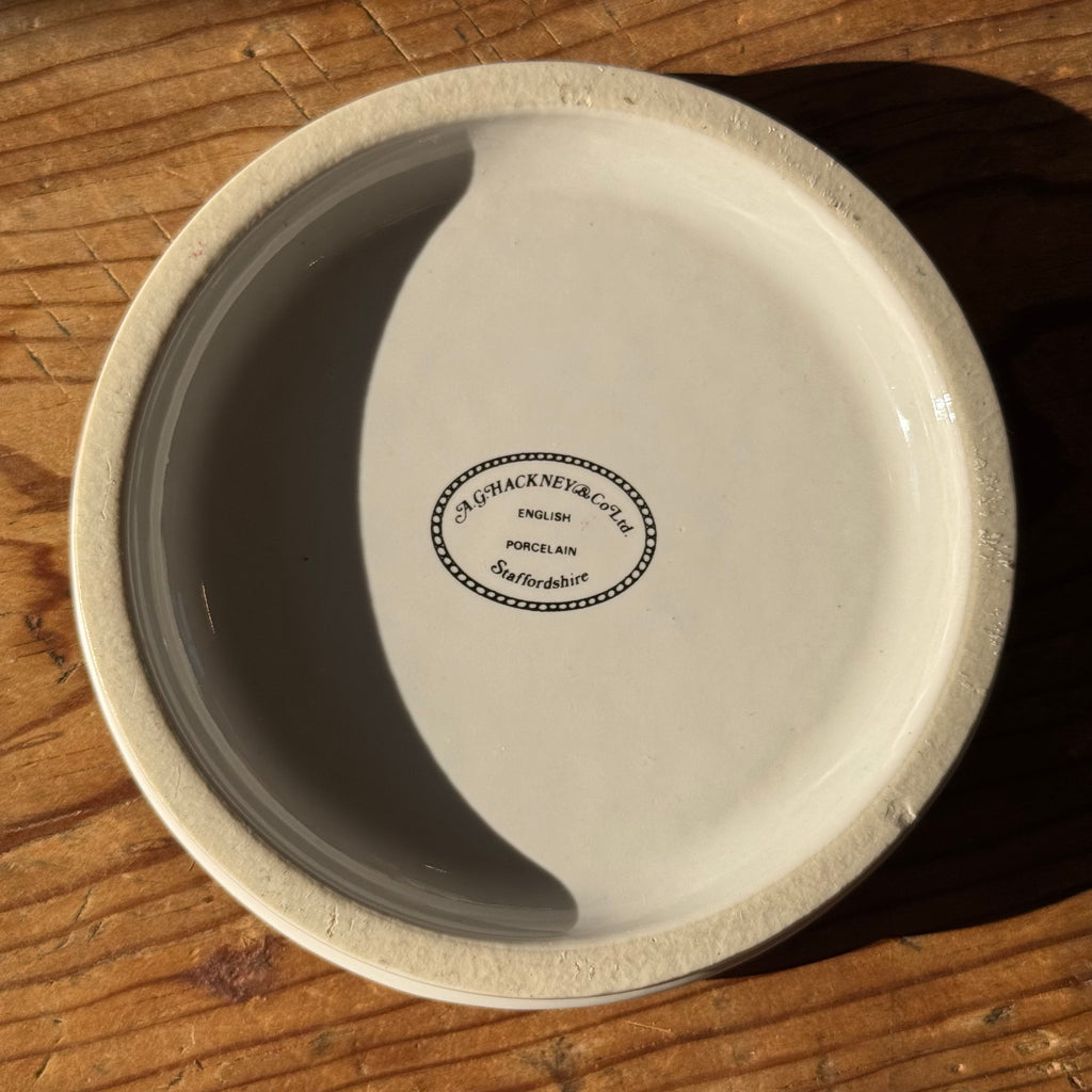 St James's Hale Place Lidded Pot