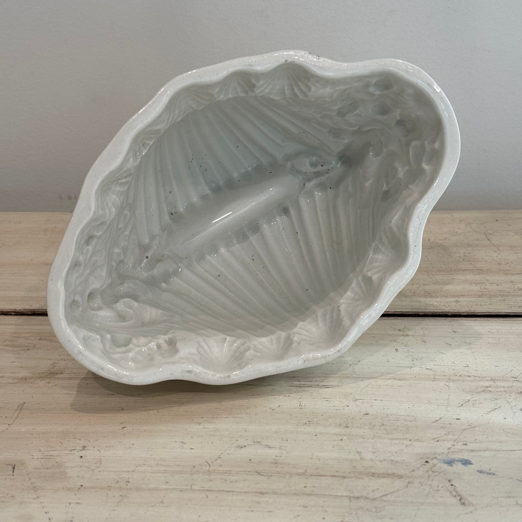 Antique English Shells Jelly Mold