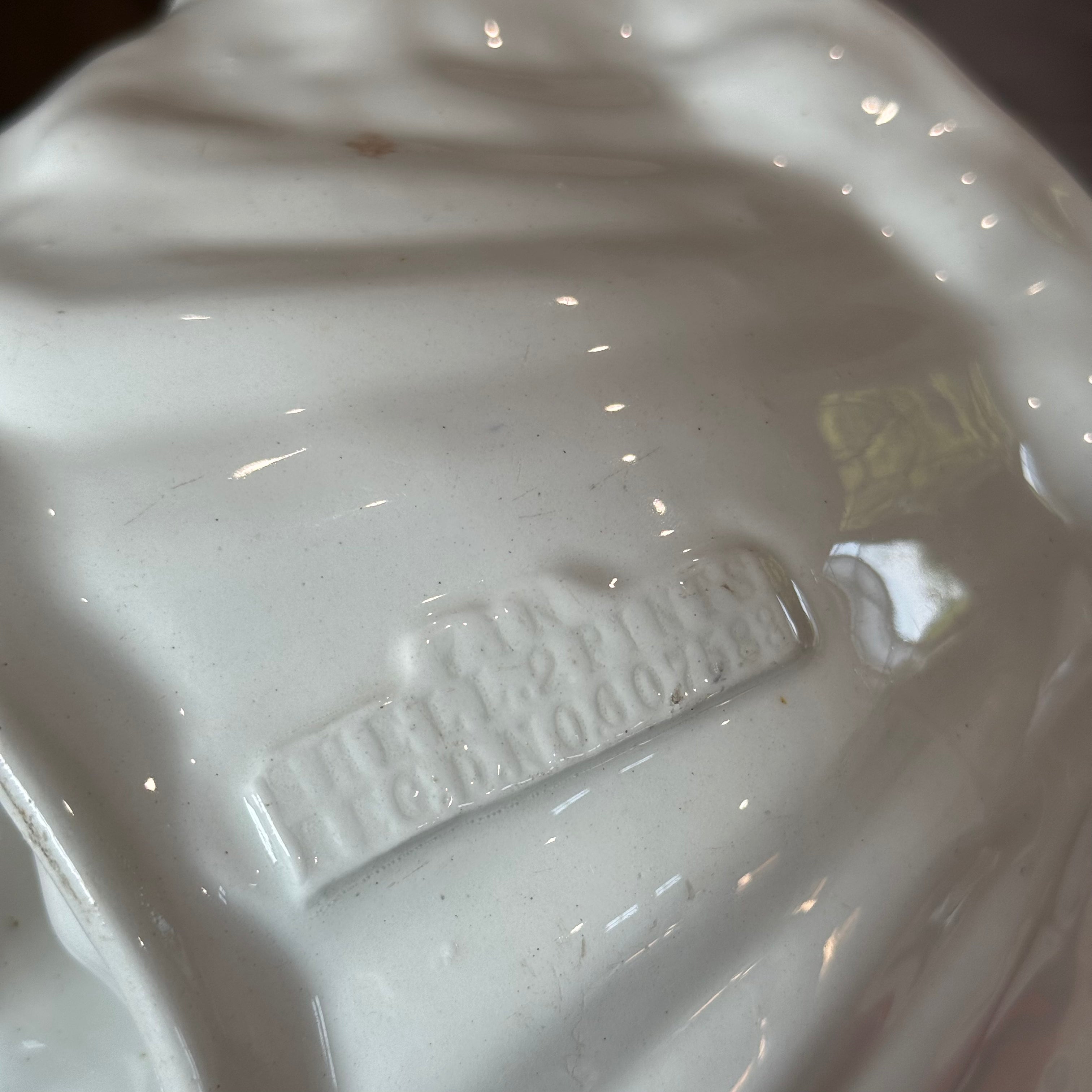 Antique English Shells Jelly Mold