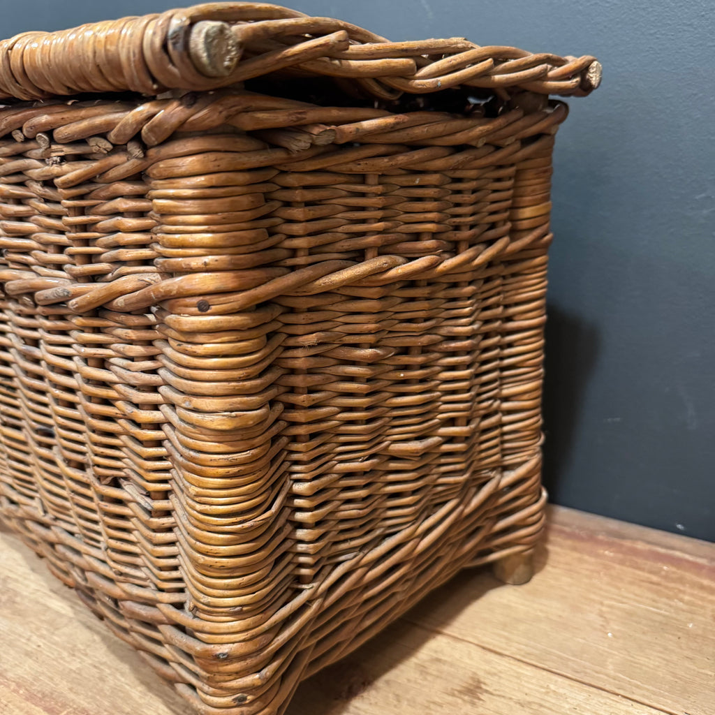 English Wicker Fishing Creel Basket