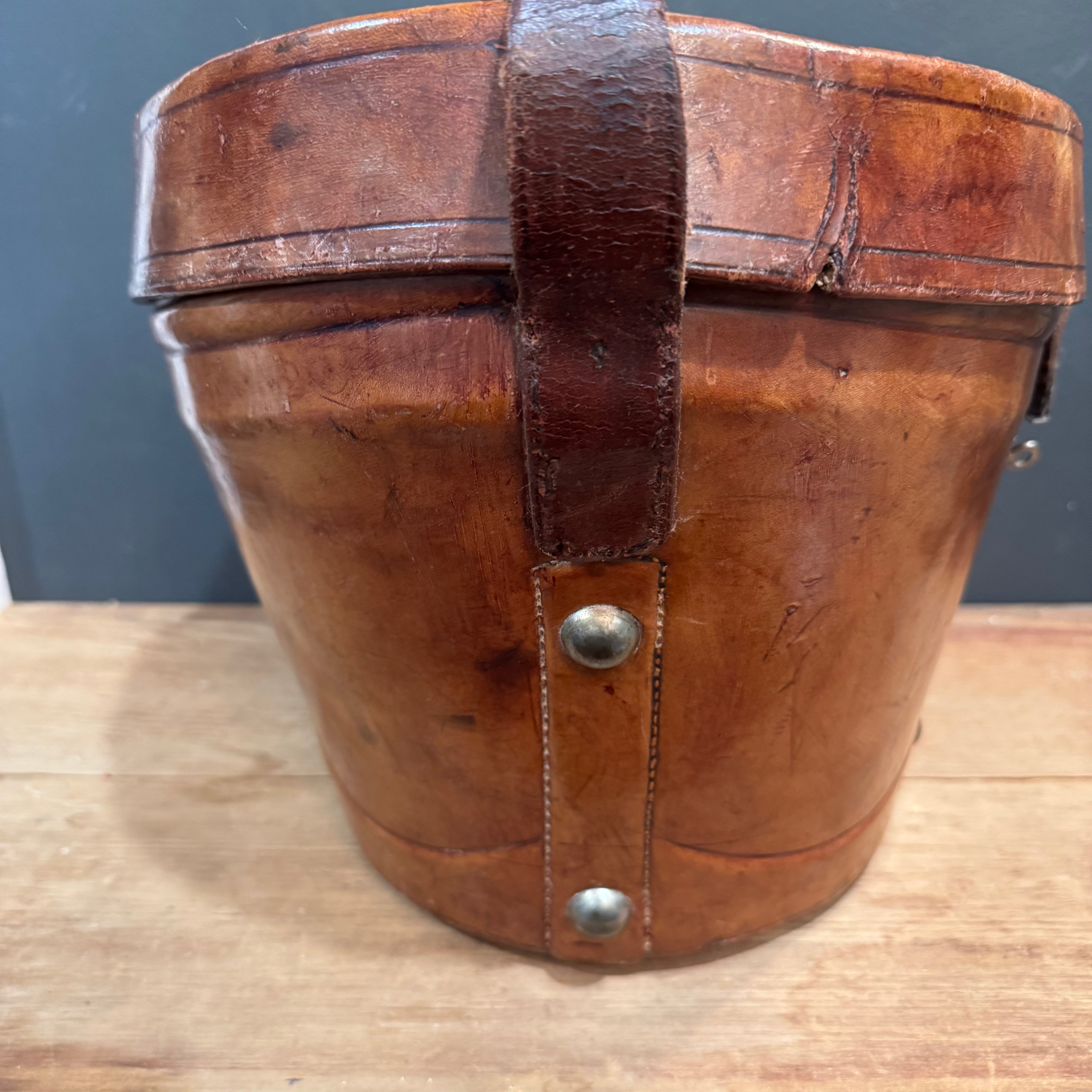 Exceptional English Silk Plush Top Hat with Original Leather Travel Case & Key