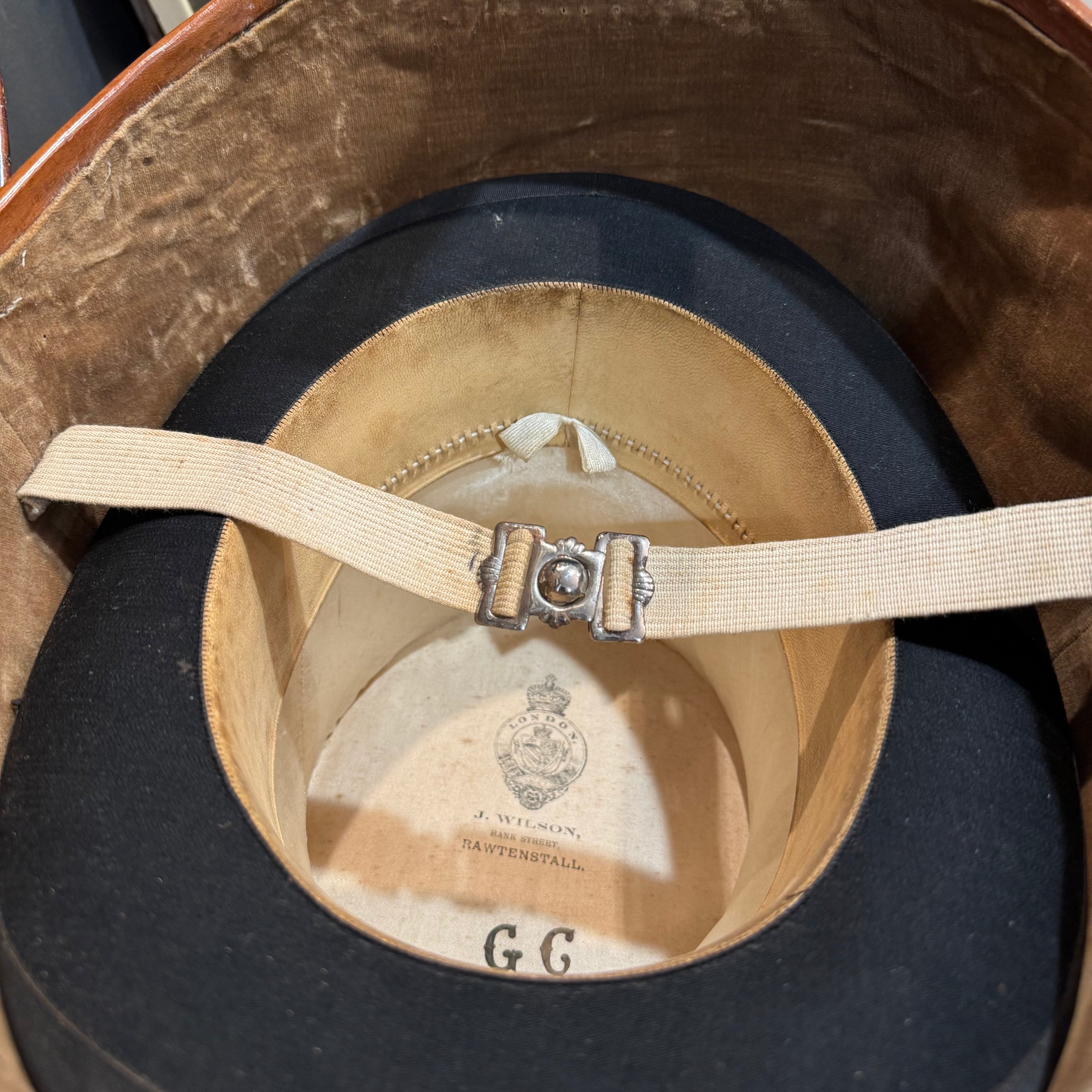 Exceptional English Silk Plush Top Hat with Original Leather Travel Case & Key