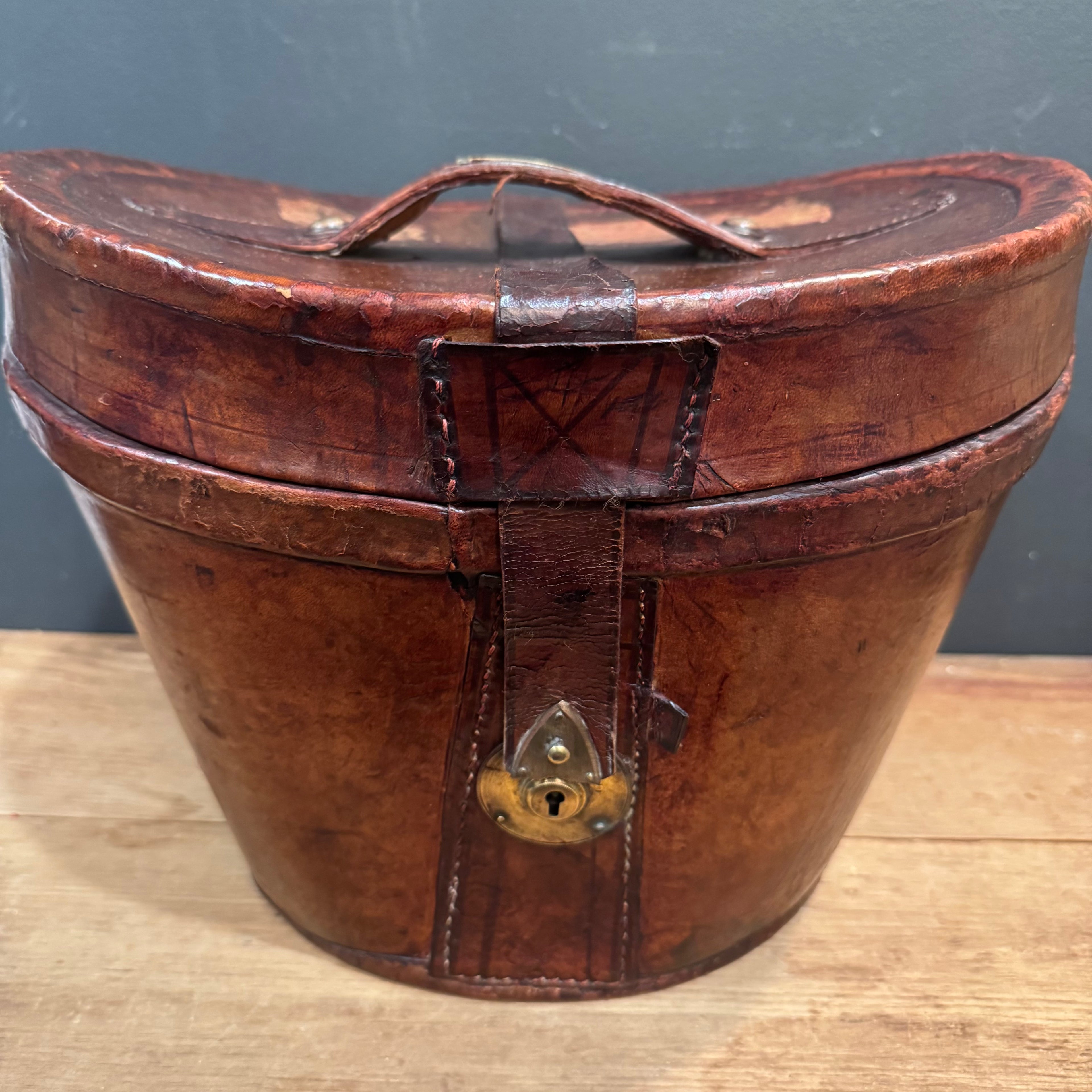 Antique Scottish P.D. Purves Silk Top Hat with Original Leather Travel Case & Key – Edinburgh c. 1890