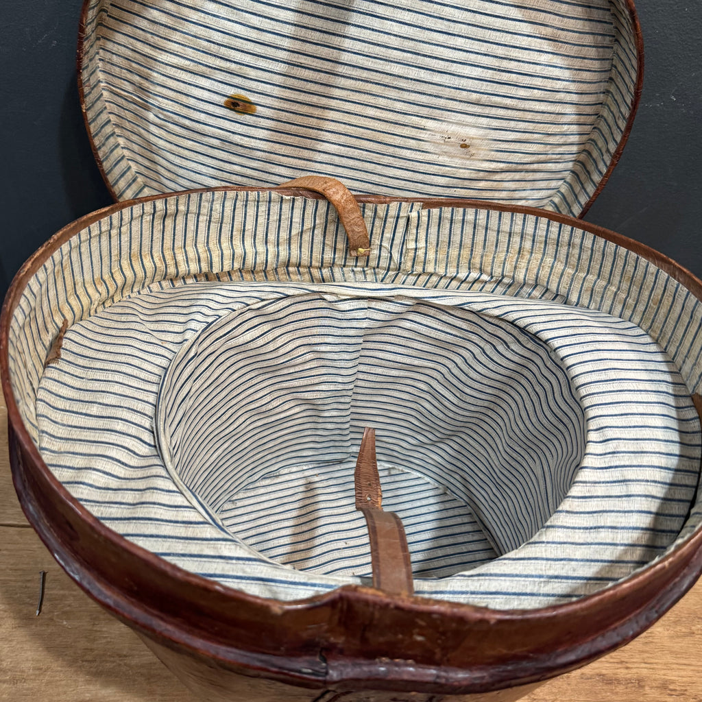Antique Scottish P.D. Purves Silk Top Hat with Original Leather Travel Case & Key – Edinburgh c. 1890