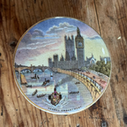 Prattware "Thames Embankment" Pot with Lid
