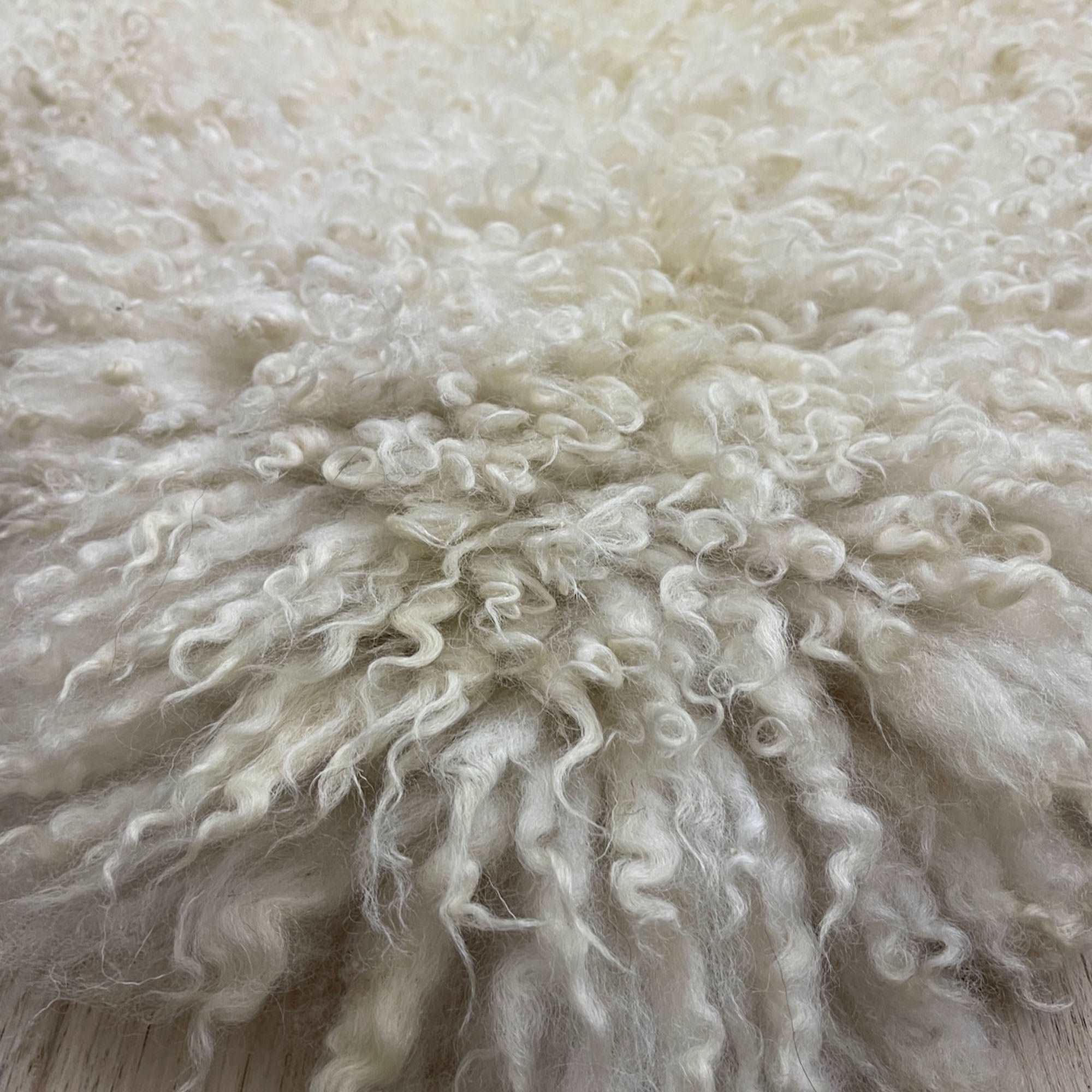 British Curly Sheepskin Natural White Large