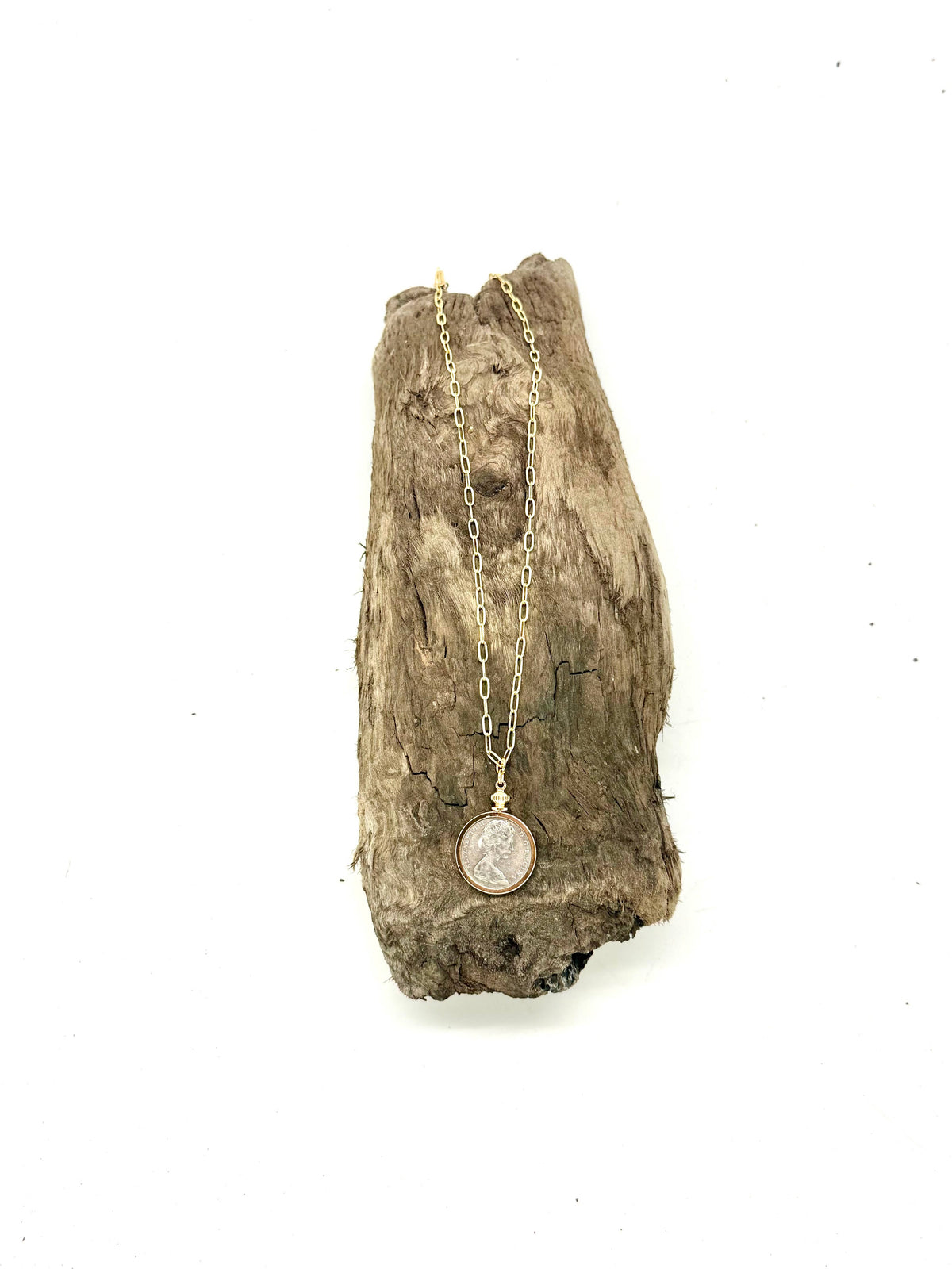 Necklace Queen Elizabeth,Double Sided Bezel,Paper Clip Chain