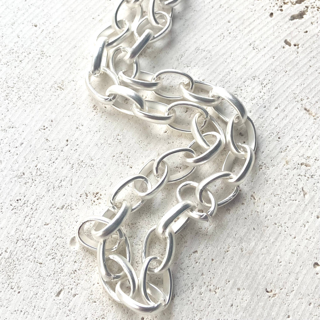 Chunky necklace matte silver